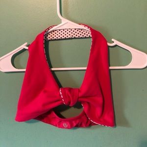 Lululemon sports bra